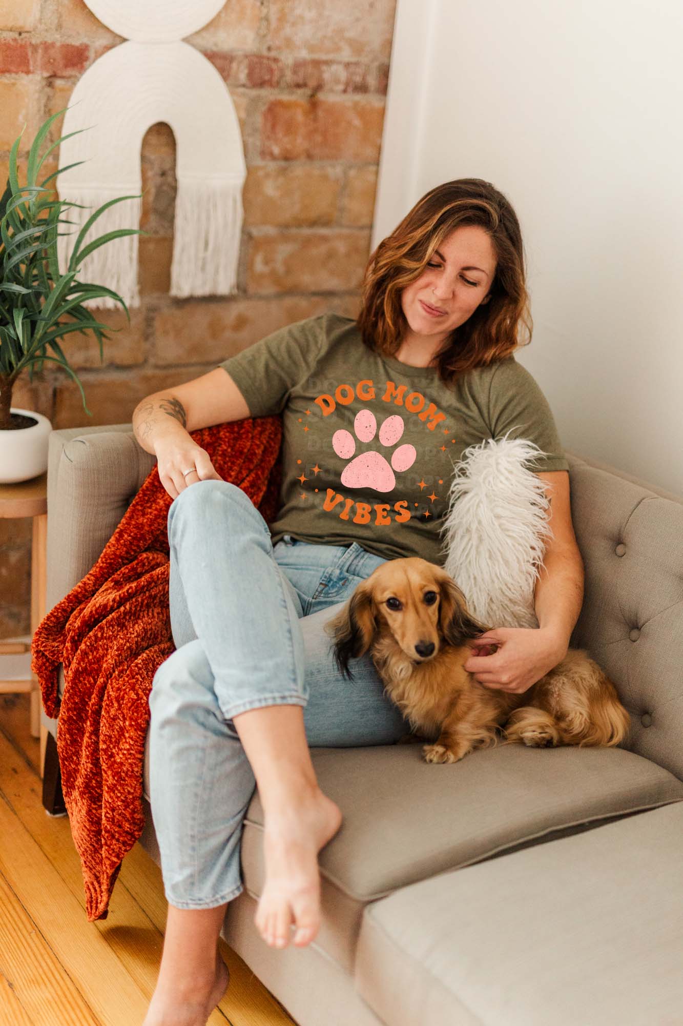 DOG MOM VIBES
